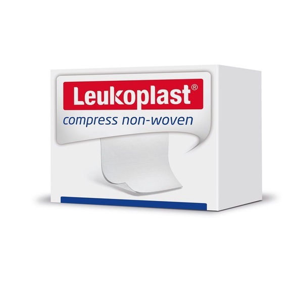 Leukoplast compress nonwoven 10x10cm steril (2 Stück)
