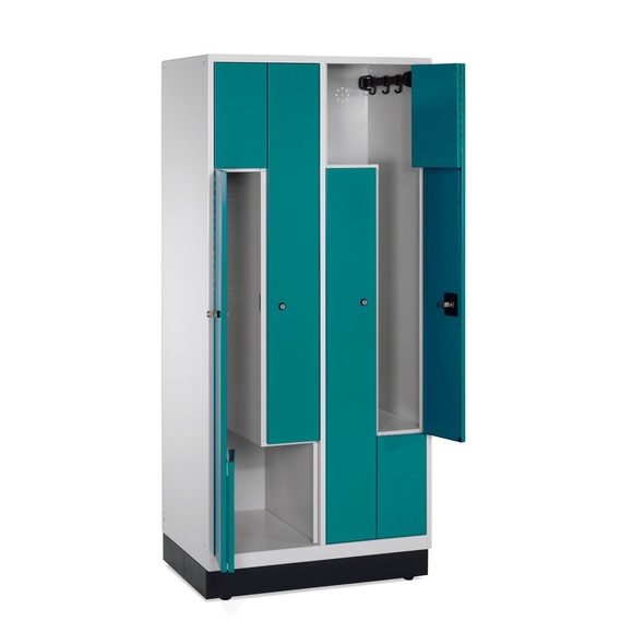 C+P Z-Garderobenschrank Classic mit Falttüren, 4 Abteile, HxBxT 1.800 x 820 x 510 mm