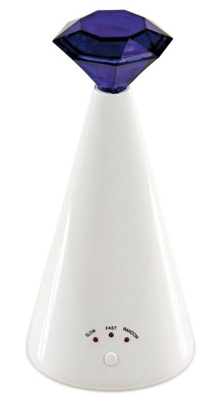 SwissPet Katzenspielzeug Laserdiamant D10cm H22cm