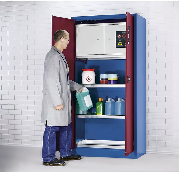 Umweltschrank mit Sicherheitsbox 2 Wannenböden, 1 Bodenauffangwanne