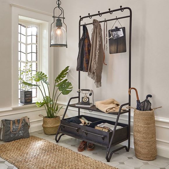 LOBERON Garderobe Swanson