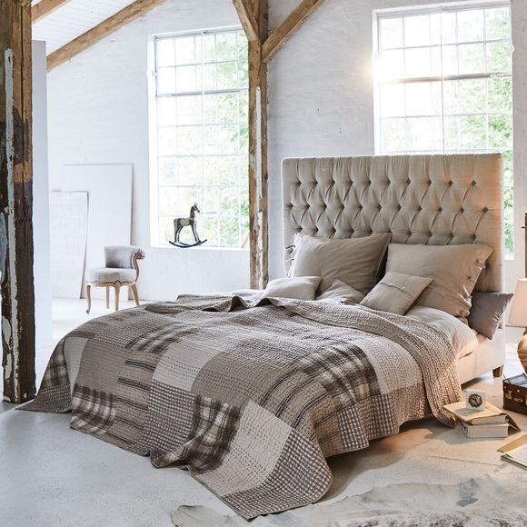 LOBERON Bett Benton