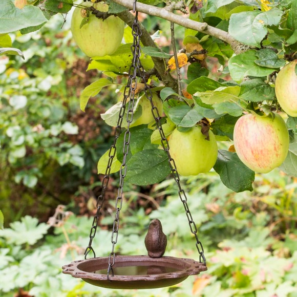 Vogeltränke aus Gusseisen zum Hängen