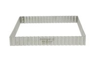 Gelochte geriffelte Tortenringe Höhe 3 cm mit rechtem Rand