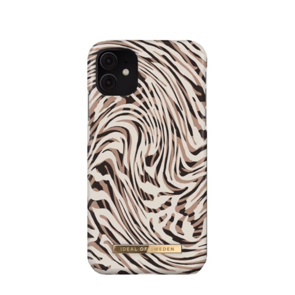 iDeal of Sweden - iPhone 11 / iPhone Xr Hardcase Hülle (IDFCSS22-I1961-392) - Hypnotic Zebra