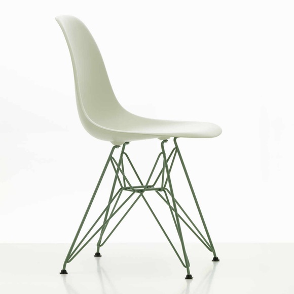 Eames Plastic Chair RE DSR Colours Stuhl, Farbe kieselstein 11 / eames sea foam green 31, Gleiter für teppichböden
