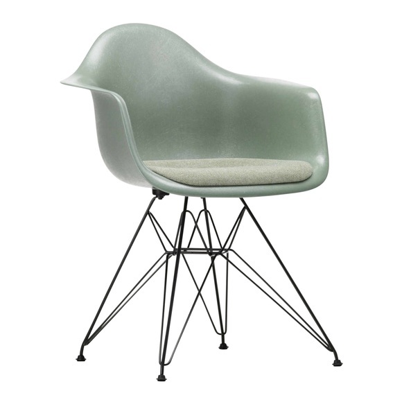 Eames Fiberglass Armchair DAR Sitzpolster-Stuhl, Sitzschale eames sea foam green, Sitz Stoff Hopsak F60 nero/elfenbein 23, Untergestell glanzchrom,...