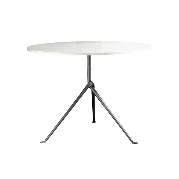 Officina Gueridon Tisch , Tischplatte amerikanischer nussbaum, Untergestell grau-anthrazit 5142, Grösse d. 80 cm