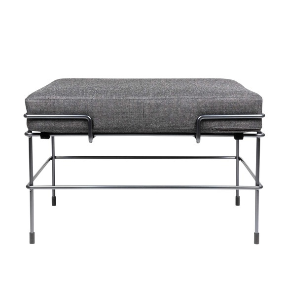 Traffic_2 Ottoman Hocker , Bezug kvadrat tonus 4 - 454/amber, Gestell schwarz 5013