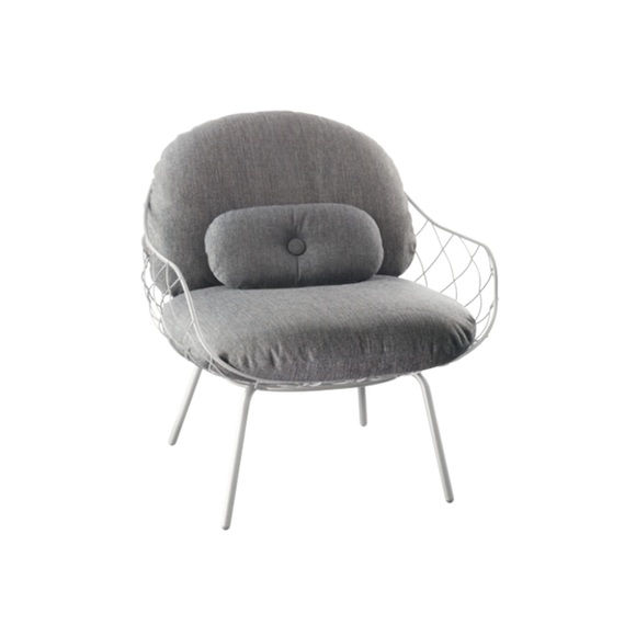 Piña Low Chair Outdoor Sessel, Ausführung weiss 5108 / polyhedra 1111 grau-mélange