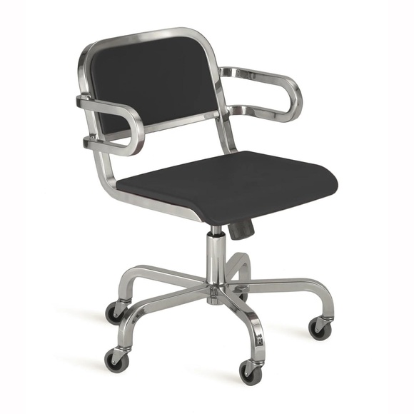 Hudson Swivel Armchair Bürodrehstuhl, Ausführung aluminium, poliert, Rücken soft back