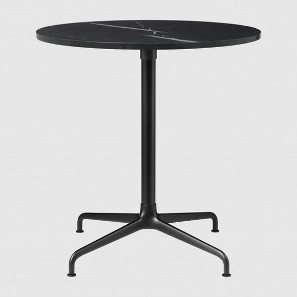 Gubi Beetle Dining Table Ø70 cm 4-star Base