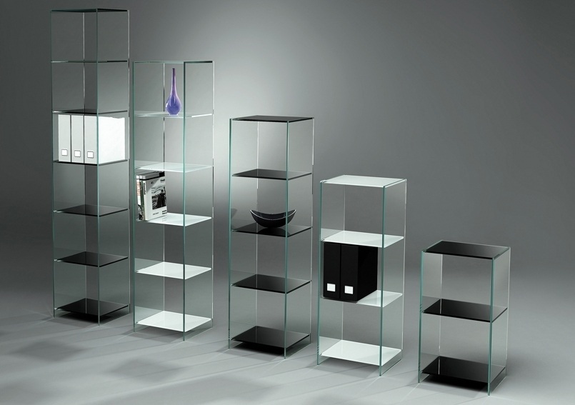 Dreieck Design TOURELLE OFFICE Vitrinen + Regale