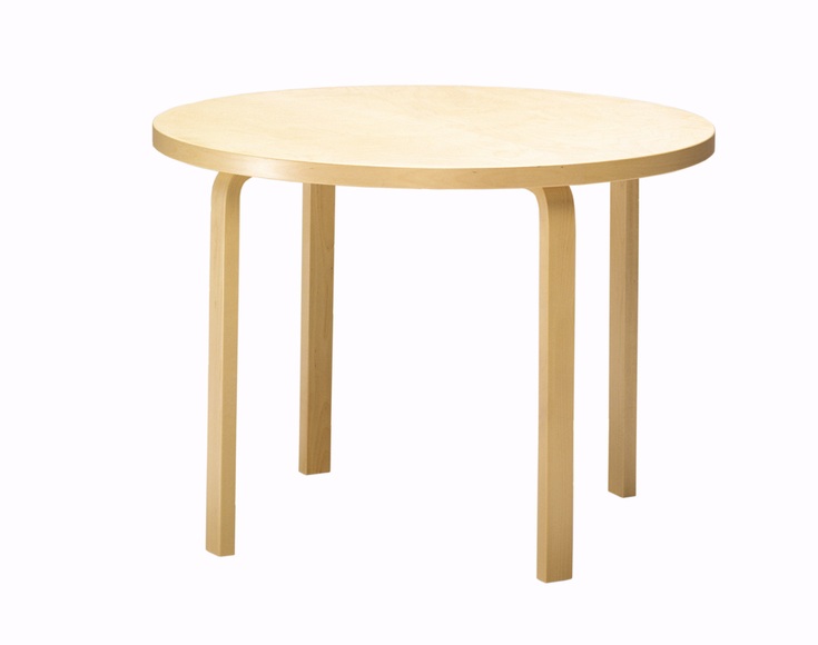 Artek 90A Tisch