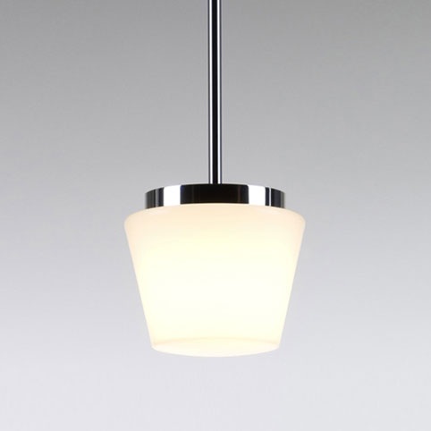 Serien Lighting Annex Glasschirm Opal Pendelleuchte