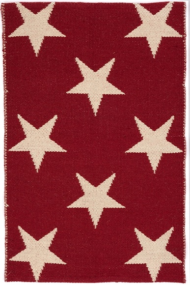 Dash and Albert Star Red/Ivory Indoor/Outdoor Pet Rug