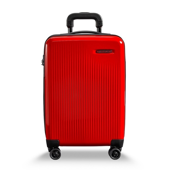 Briggs & Riley Sympatico, International Carry-On expandable Spinner in Fire Red
