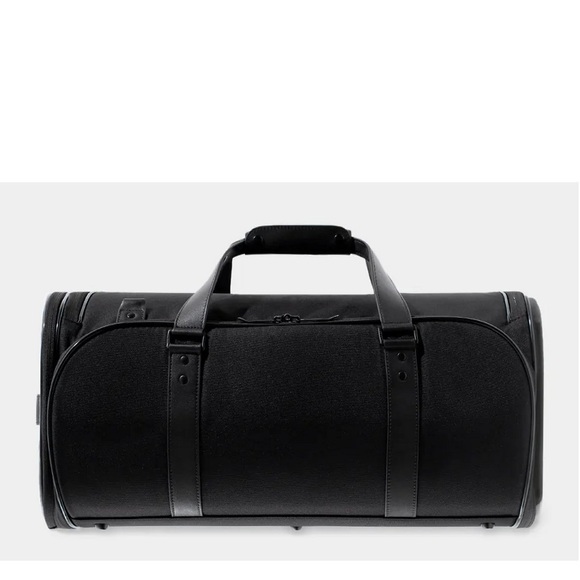 C35 - Kleidersack in Schwarz