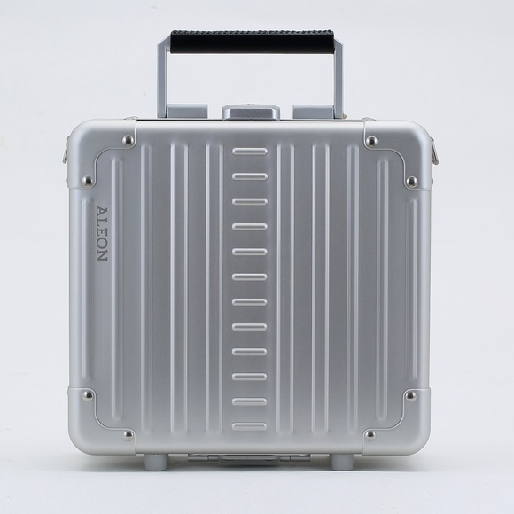 Diversity Beauty Case 10