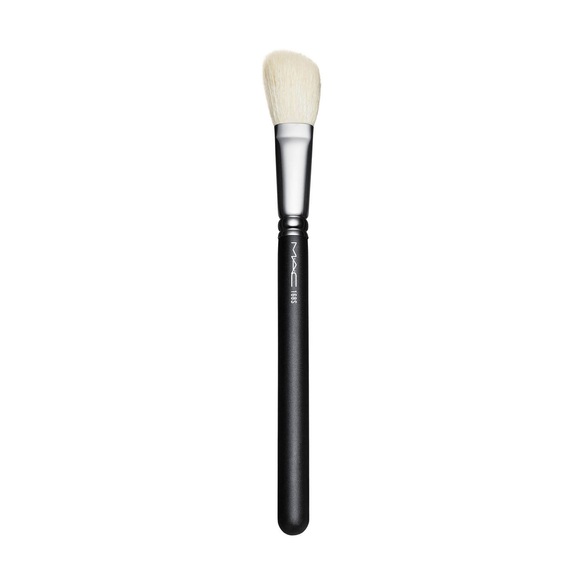 MAC Cosmetics Large Angled Contour Brush 168