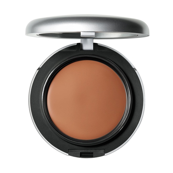 Studio Tech Fix - Cream-To-Powder Foundation NW30