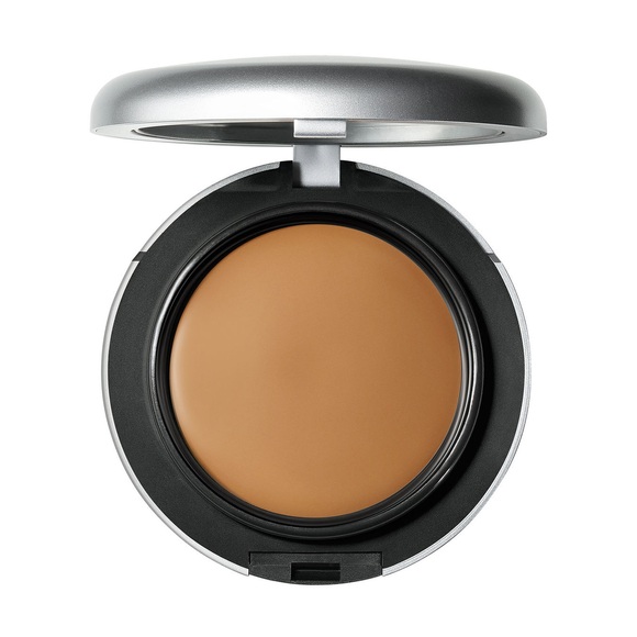 Studio Tech Fix - Cream-To-Powder Foundation NC30