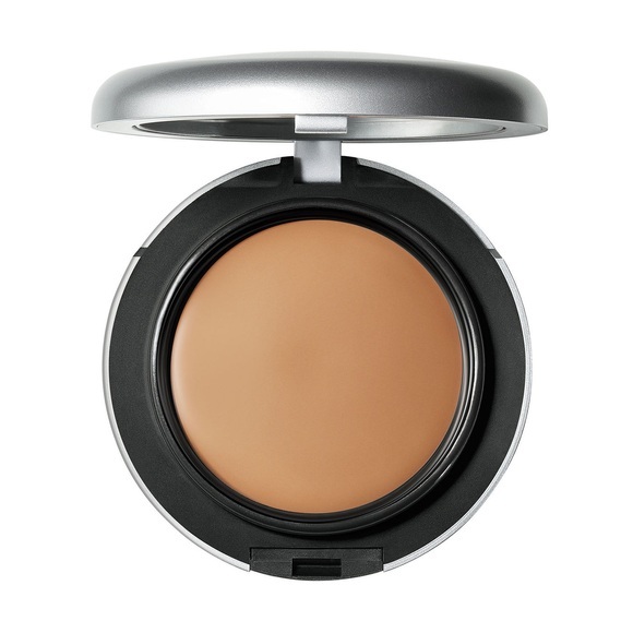 Studio Tech Fix - Cream-To-Powder Foundation C4