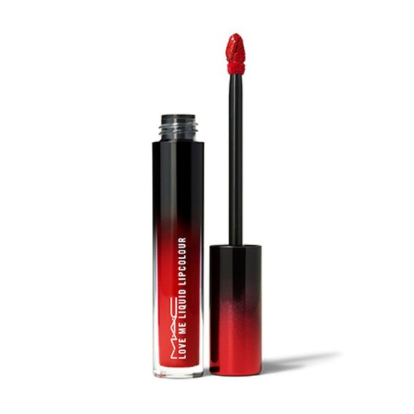 Love Me Liquid Lipcolour - Adore Me