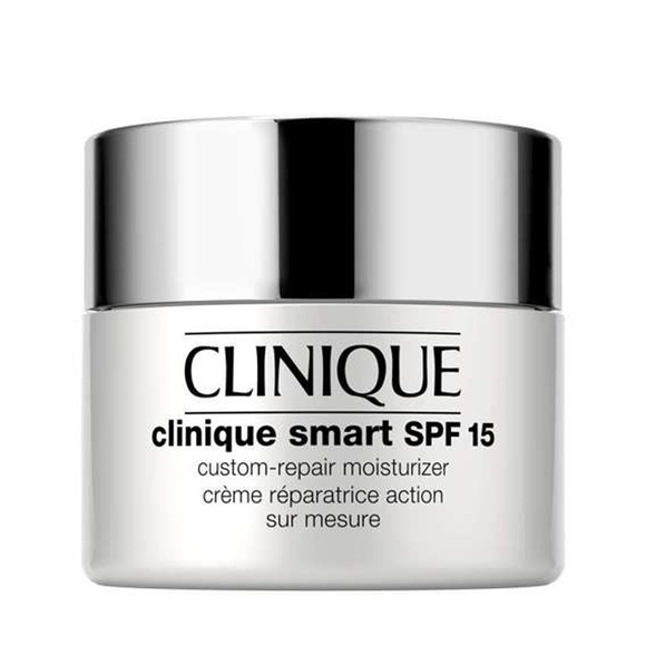 Clinique - Clinique Smart™ SPF 15 Moisturizer
