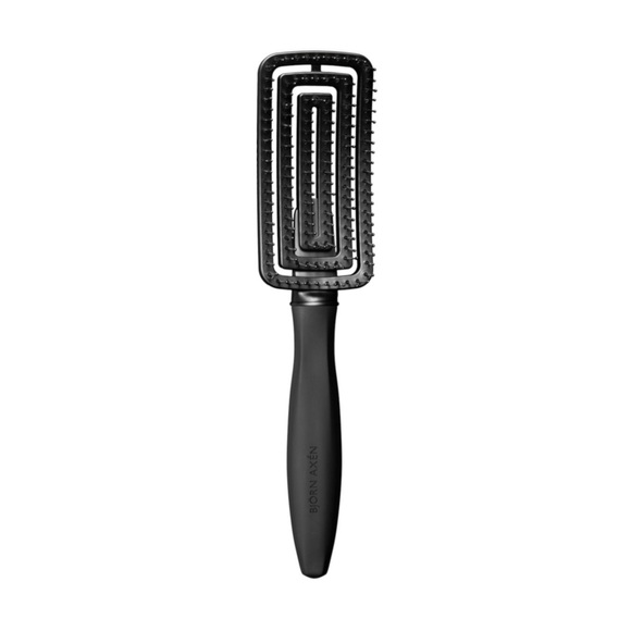 Björn Axén - Wet Hair Brush detangling & blowout