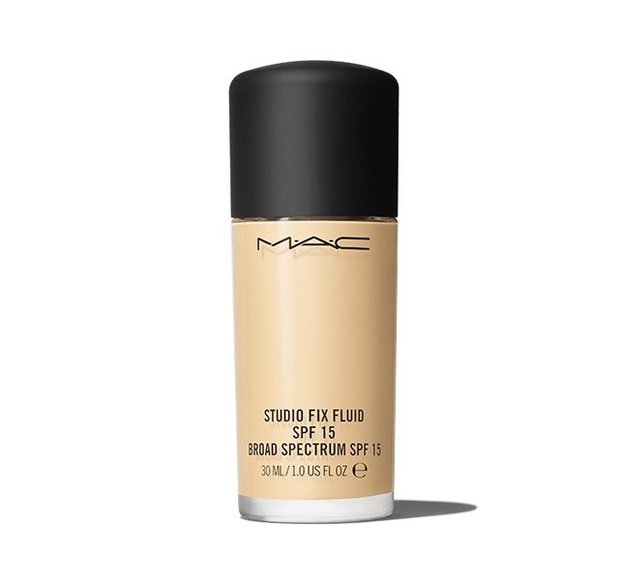 MAC NC12 Studio Fix Fluid SPF15 Foundation 30ml