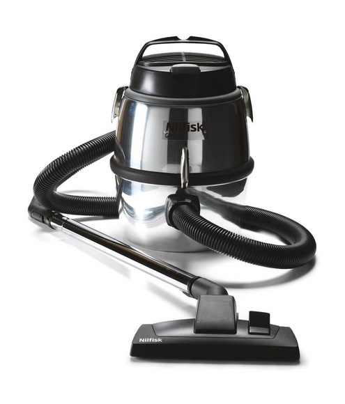 Nilfisk GM 80 mit Zubehör Staubsauger Black