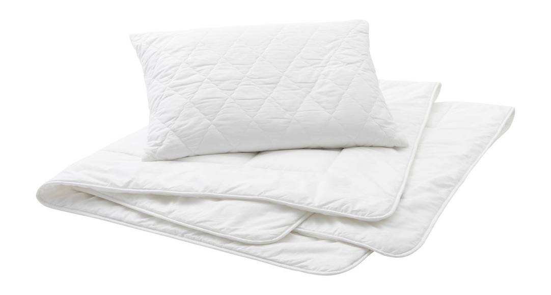 billerbeck Einziehdecke »Bamboo«, leicht, Füllung 90 % Viskose (Bambusfaser), 10 % Polyester, Bezug 100 % Baumwolle, (1 St.)