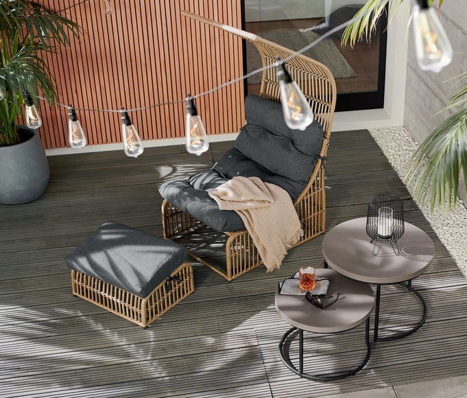 Outdoorsessel mit Dach und herausziehbarem Fussteil