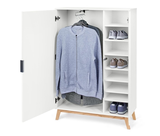 Schuh- und Kleiderschrank
