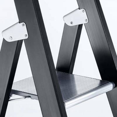 ZARGES Schwerlast-Stehleiter einseitig begehbar 4 Sprossen inkl. Plattform