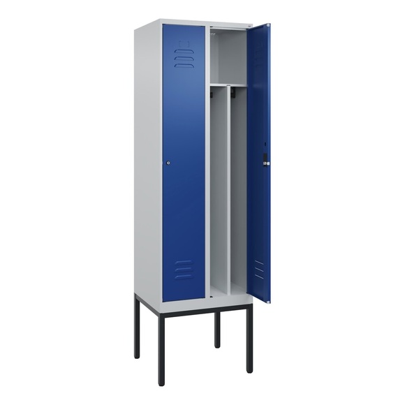 C+P Spind Classic PLUS, Gestell, 2 Abteile, HxBxT 2.120 x 600 x 500 mm, lichtgrau, enzianblau, Zylinderschloss, mit Mitteltrennwand