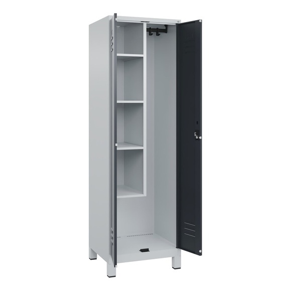 C+P Putzmittelspind Classic PLUS, 1 Abteil, Trennwand mittig, verkürzt, lichtgrau / grau, B 600 mm, mit Füßen, Zylinderschloss