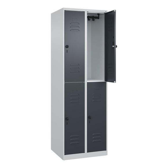 C+P Doppelstock-Spind Classic PLUS, 2 Abteile, lichtgrau / grau, HxB 1850 x 600 mm, mit Bodengleitern, Drehriegel
