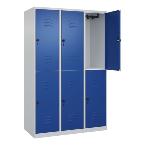 C+P Doppelstock-Spind Classic PLUS, 3 Abteile, lichtgrau / enzianblau, HxB 1850 x 1200 mm, mit Bodengleitern, Drehriegel