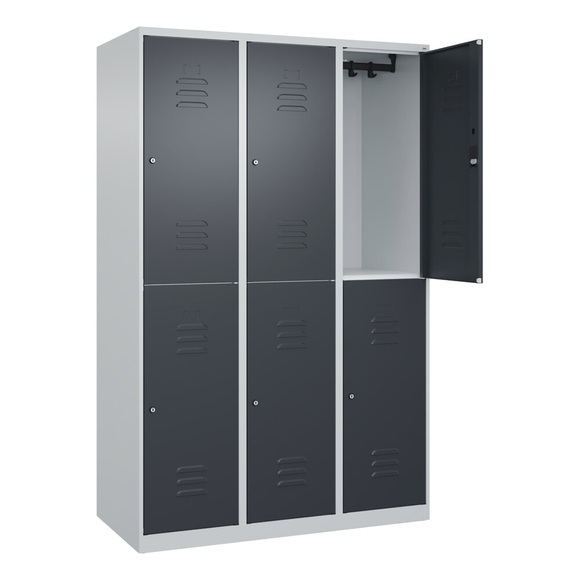 C+P Doppelstock-Spind Classic PLUS, 3 Abteile, lichtgrau / grau, HxB 1850 x 1200 mm, mit Bodengleitern, Zylinderschloss