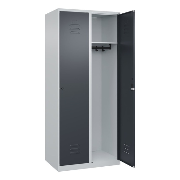 C+P Spind Classic PLUS, 2 Abteile, lichtgrau / grau, B 800 mm, mit Bodengleitern, Zylinderschloss