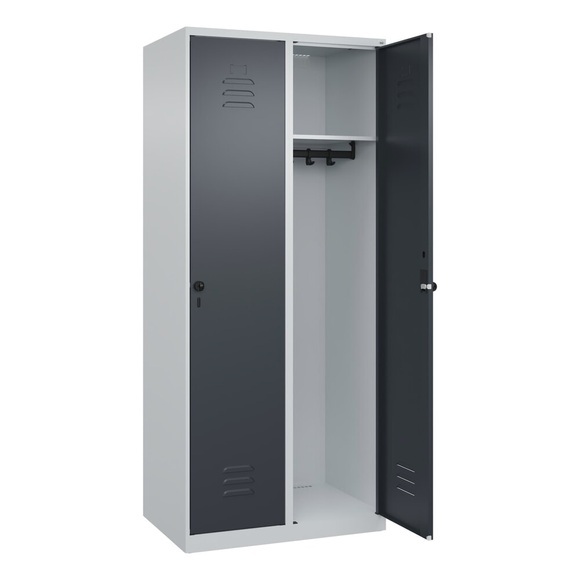 C+P Spind Classic PLUS, 2 Abteile, lichtgrau / grau, B 800 mm, mit Bodengleitern, Drehriegel