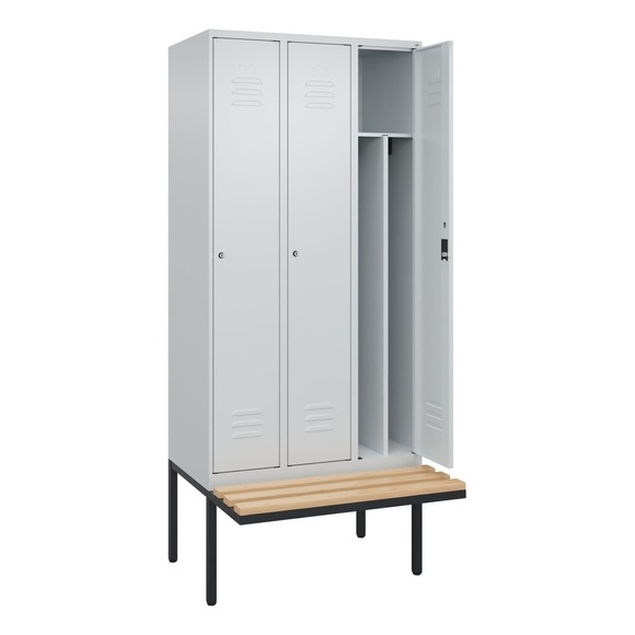 C+P Spind Classic PLUS Sitzbank, 3 Abteile, mittig, lichtgrau, B 900 mm, Zylinderschloss, auskragend, Buche-Hartholz