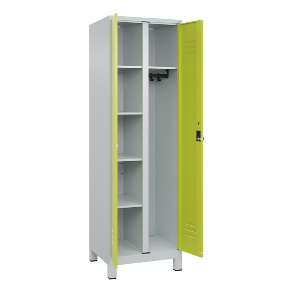 C+P Mehrzweck-Putzmittelschrank Classic PLUS, Füsse, 2 Abteile, HxBxT 1.950 x 600 x 500 mm, lichtgrau, clowngrün, für Vorhängeschloss