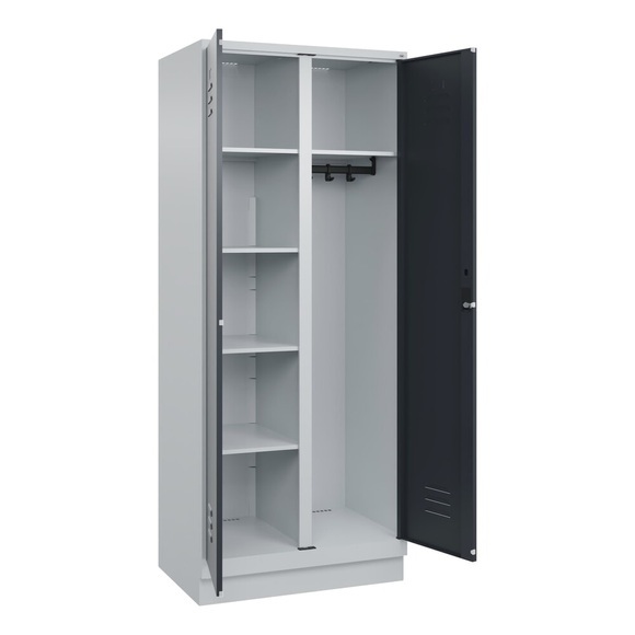 C+P Putzmittelspind Classic PLUS, 1 Abteil, Trennwand mittig, lichtgrau / grau, B 800 mm, mit Bodensockel, Zylinderschloss