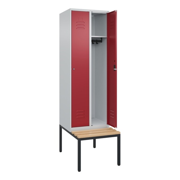 C+P Spind Classic PLUS, 2 Abteile, HxBxT 2.120 x 600 x 815 mm, Zylinderschloss, untergebaute Bank aus Buche, lichtgrau, rubinrot