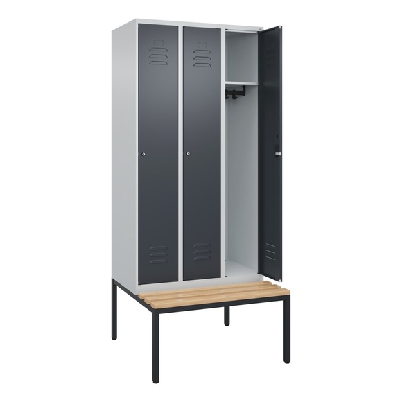 C+P Spind Classic PLUS Sitzbank, 3 Abteile, lichtgrau / grau, B 900 mm, Zylinderschloss, untergebaut, Buche-Hartholz