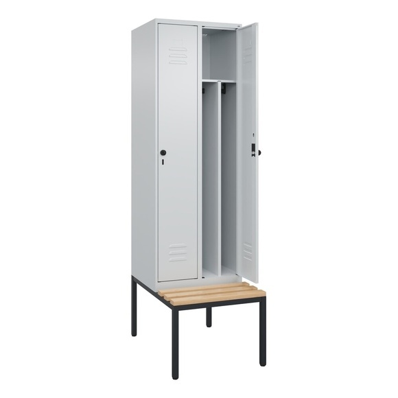 C+P Spind Classic PLUS Sitzbank, 2 Abteile, mittig, lichtgrau, B 600 mm, Sicherheits-Drehriegel, untergebaut, Buche-Hartholz