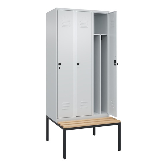 C+P Spind Classic PLUS Sitzbank, 3 Abteile, mittig, lichtgrau, B 900 mm, Sicherheits-Drehriegel, untergebaut, Buche-Hartholz